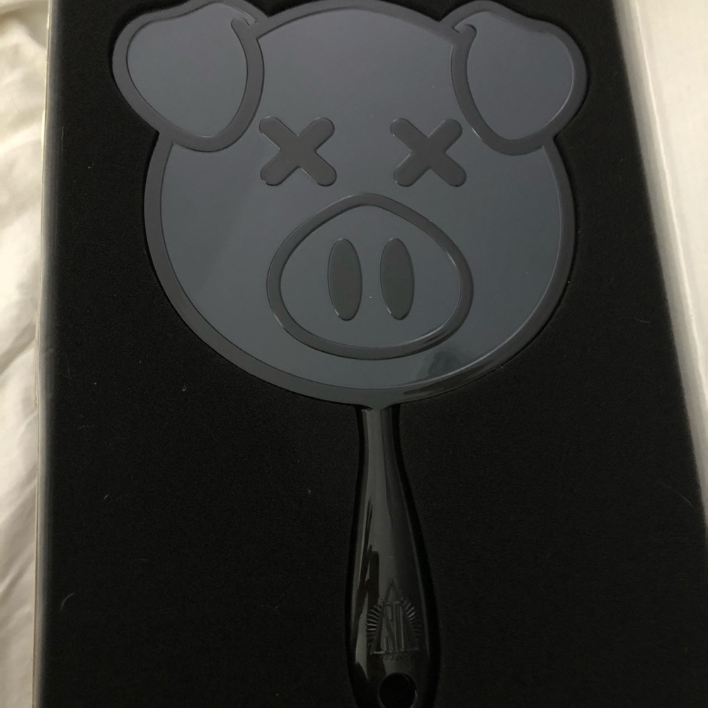 JEFFREE STAR COSMETICS X SHANE DAWSON Pig Mirror